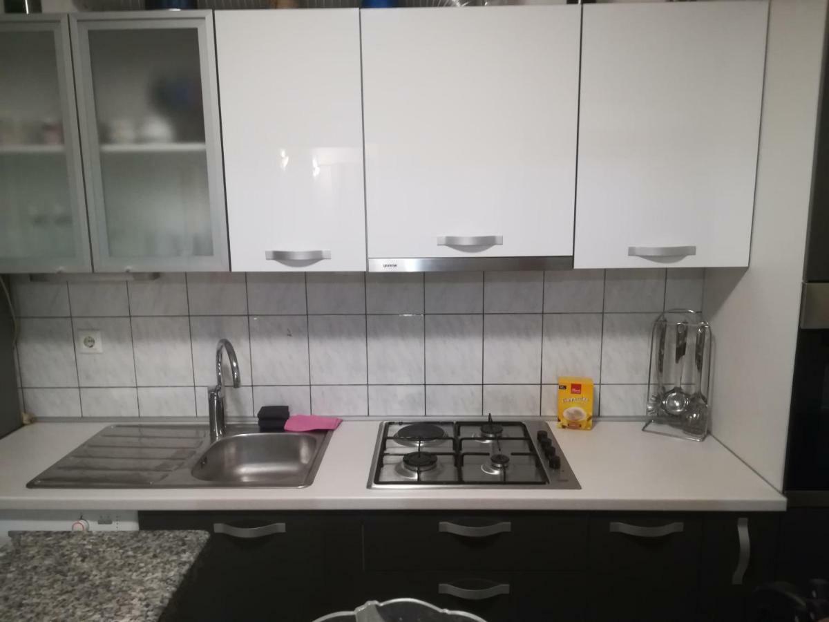 Apartment Nela Baška Voda Exterior foto